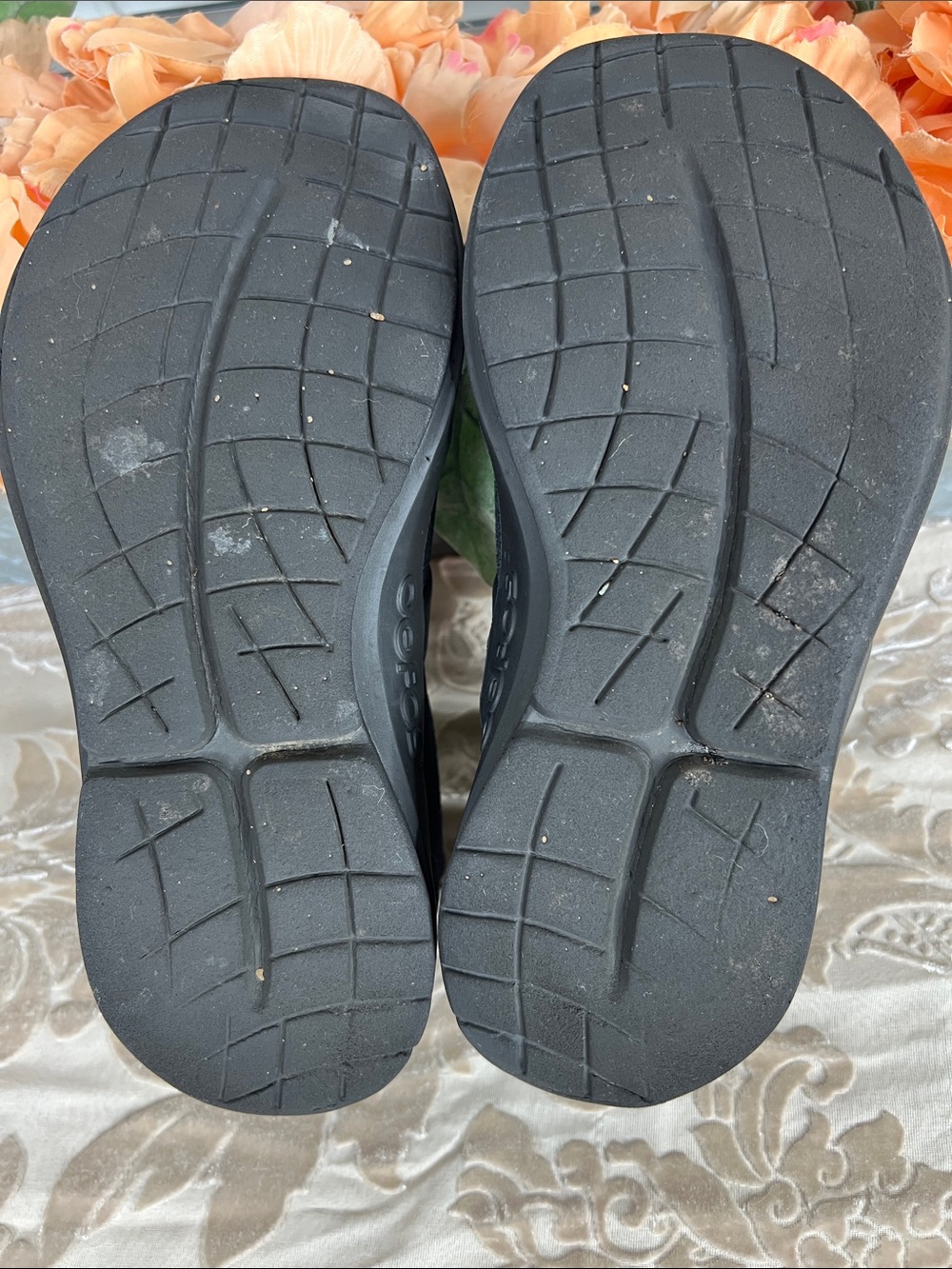OOFOS Oomg Women Low Mesh Slip On Sneakers Shoe Black Size 9 - Picture 7 of 9